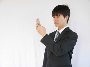 彼氏が未読無視する心理と理由とは Lineスルーされた後の対処法 復縁専科 彼氏が未読無視する心理と理由とは Lineスルーされた後の対処法 復縁専科