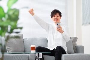 遠距離の彼女に冷められたサインとは 別れたあとで連絡して会いに行く 復縁専科