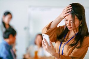 しつこい連絡は嫌われる